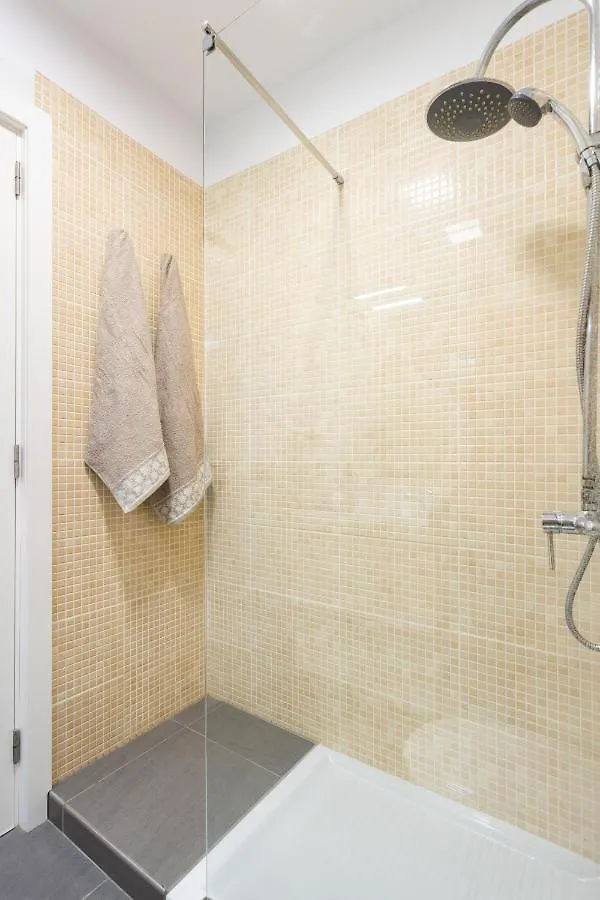 Frontline Penthouse With Heated Pool And Parking Apartman Los Cristianos  0*, Los Cristianos (Tenerife) Spanyolország