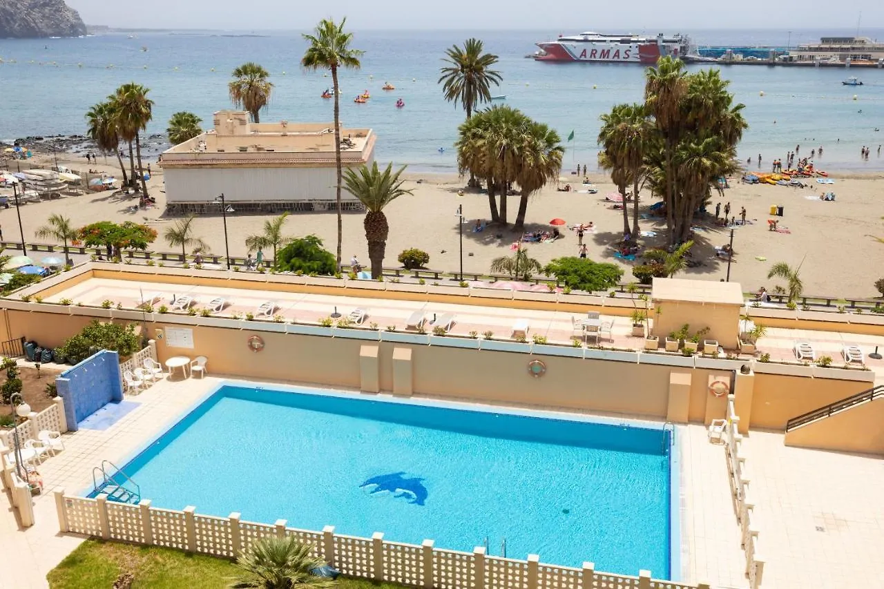 Frontline Penthouse With Heated Pool And Parking Apartment Los Cristianos