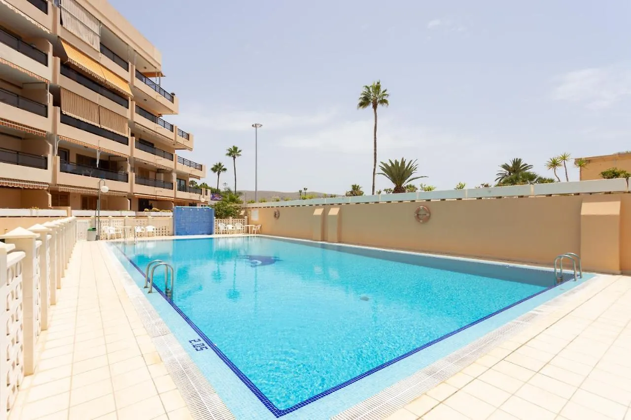 Frontline Penthouse With Heated Pool And Parking Apartment Los Cristianos