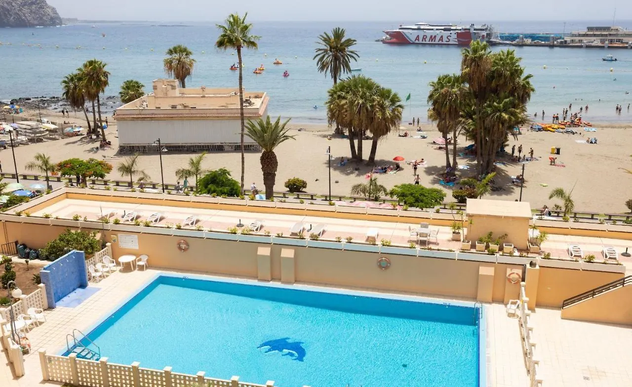 Frontline Penthouse With Heated Pool And Parking Apartment Los Cristianos