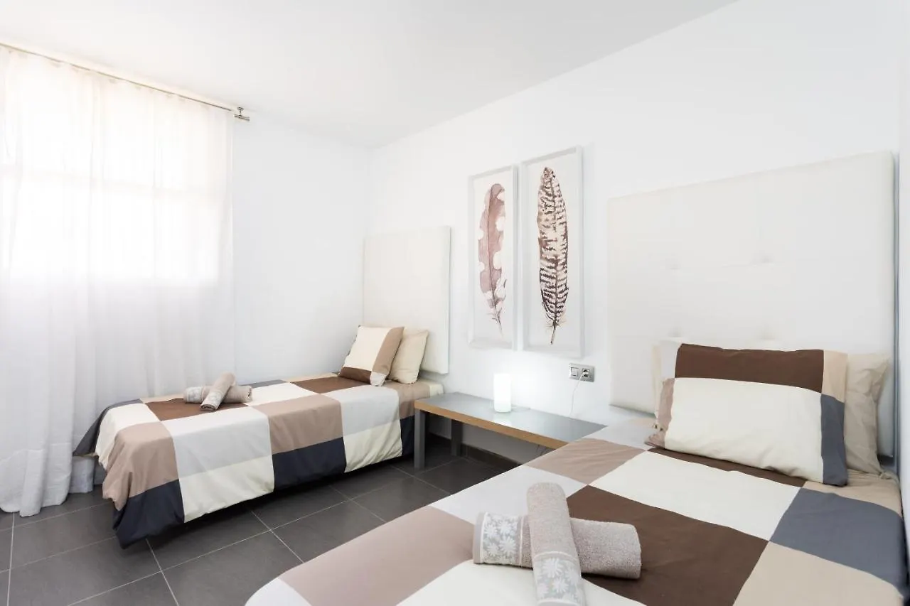 Frontline Penthouse With Heated Pool And Parking Apartment Los Cristianos